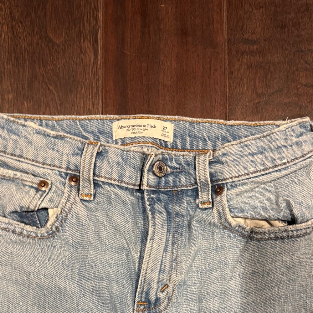 Abercrombie & Fitch 90s straight mid rise jeans - Picture 2 of 3